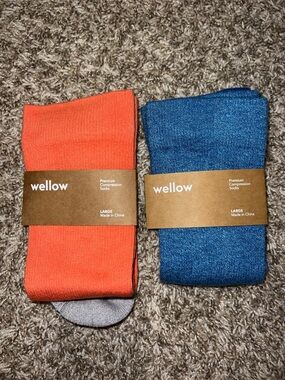 NWT! Wellow Premium Compression Socks - (2 pair!) Orange & Blue Sz Large